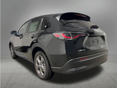 New 2026 Honda HR-V LX image 3