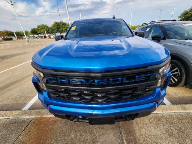 Used 2024 Chevrolet Silverado 1500 Custom RWD image 2