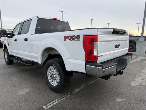 Used 2019 Ford F250 XLT w/ XLT Value Package image 7