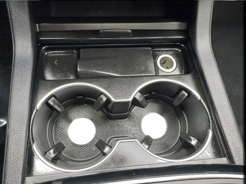 Used 2018 Mercedes-Benz GLE 350 4MATIC image 39