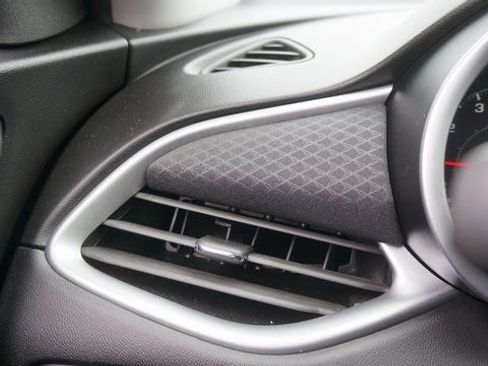 Used 2024 Chevrolet Malibu LT image 26