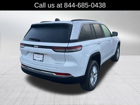 New 2025 Jeep Grand Cherokee Laredo X image 5