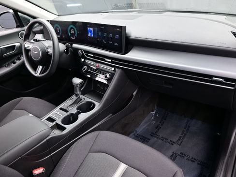 Certified 2026 Hyundai Sonata SE FWD image 14