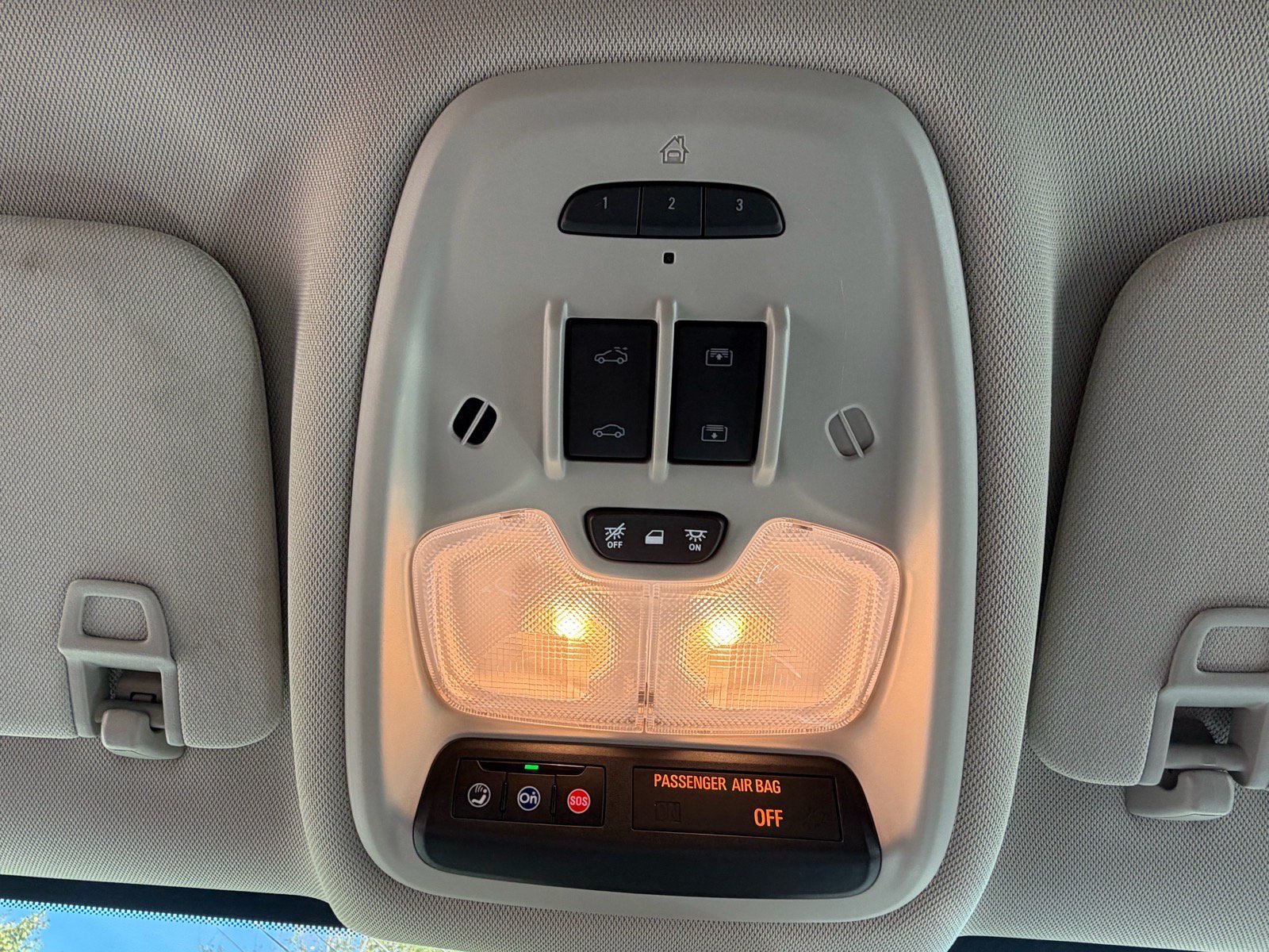 Used 2023 Buick Encore GX Essence w/ Experience Buick Package FWD image 45