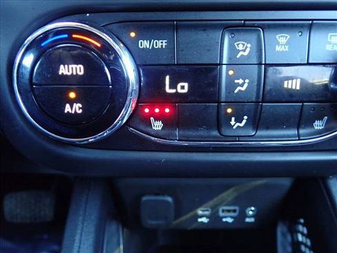 Used 2023 Chevrolet TrailBlazer ACTIV w/ Convenience Package image 16