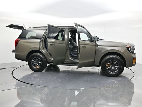 Used 2025 Ford Expedition Tremor AWD/4WD image 56