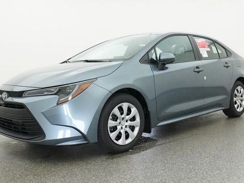 New 2026 Toyota Corolla LE FWD image 17