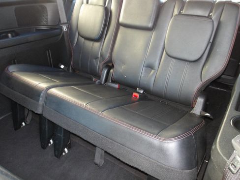 Used 2017 Dodge Grand Caravan GT FWD image 20