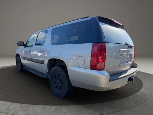 Used 2007 GMC Yukon XL SLE AWD/4WD image 7
