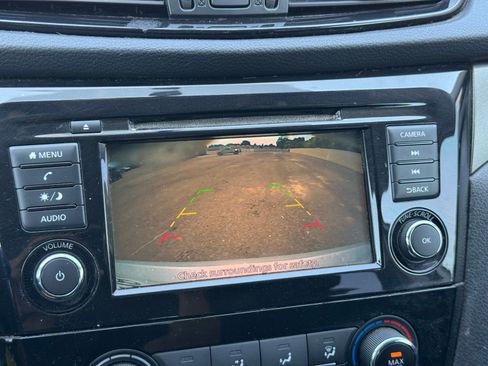 Used 2019 Nissan Rogue Sport S FWD image 25