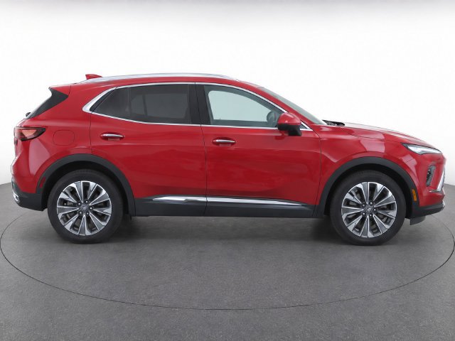 Used 2025 Buick Envision Preferred AWD/4WD image 8