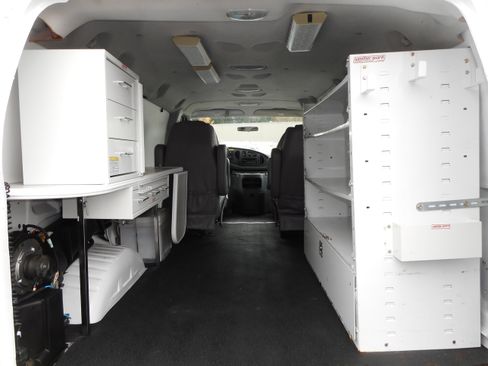 Used 2003 Ford E-250 and Econoline 250 4x4 Cargo Van Rear A/C Shelfs image 19