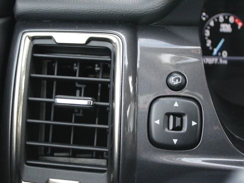 Used 2023 Ford Ranger Lariat w/ Equipment Group 501A High image 33