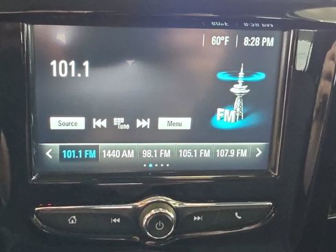 Used 2018 Chevrolet Traverse LS FWD image 25