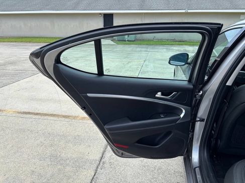 Used 2026 Genesis G70 2.5T RWD image 15