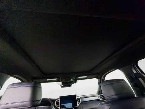 New 2026 Toyota Tundra Platinum AWD/4WD image 14