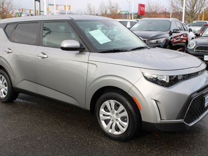 Used 2023 Kia Soul LX