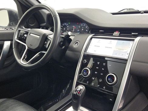 Used 2023 Land Rover Discovery Sport S image 9