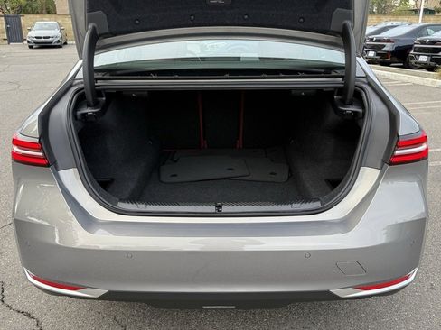 Used 2025 BMW 530i image 15