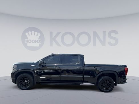 Used 2023 GMC Sierra 1500 Elevation AWD/4WD image 2