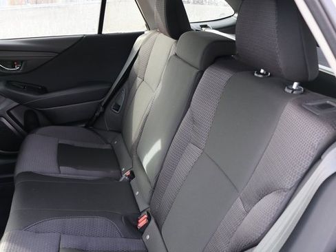 Used 2025 Subaru Outback Premium w/ Popular Package #1A image 19