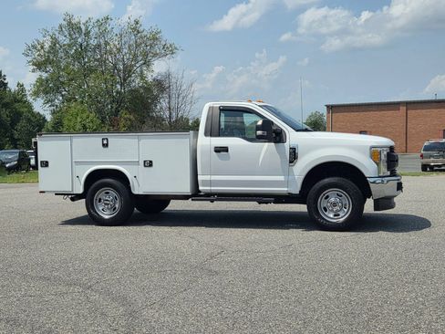 Used 2017 Ford F350 XL w/ Power Equipment Group AWD/4WD image 6
