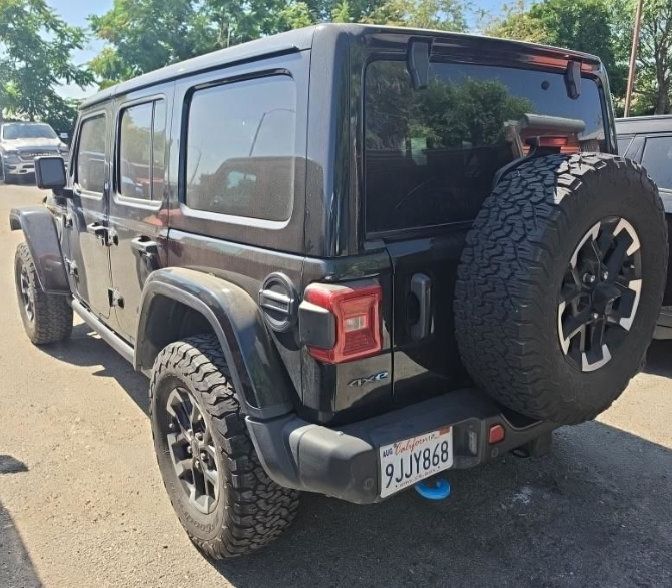 Used 2024 Jeep Wrangler Unlimited Rubicon 4xe AWD/4WD image 3