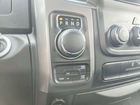 Used 2024 RAM 1500 Warlock AWD/4WD image 33