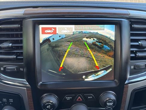 Used 2018 RAM 2500 Laramie w/ Cold Weather Group image 24