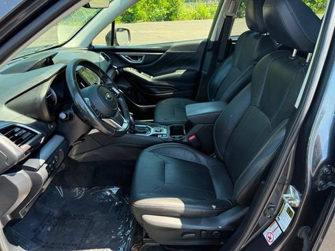 Used 2019 Subaru Forester Limited AWD/4WD image 6