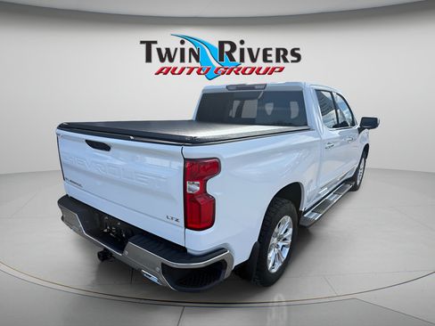 Used 2023 Chevrolet Silverado 1500 LTZ w/ LTZ Convenience Package II AWD/4WD image 4