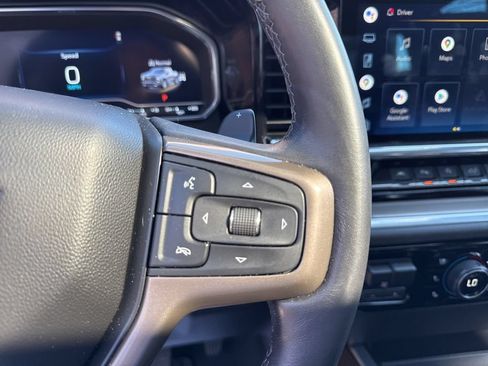 Used 2022 Chevrolet Silverado 1500 High Country w/ Technology Package AWD/4WD image 24