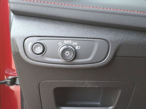Certified 2025 Chevrolet TrailBlazer RS w/ Convenience Package FWD image 21