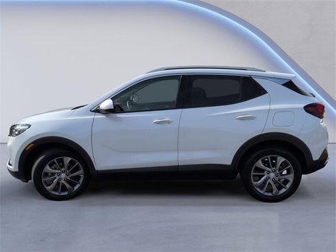 Used 2020 Buick Encore GX Essence w/ Experience Buick Package image 10