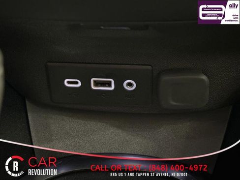 Used 2023 Chevrolet Malibu LT image 49