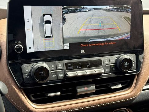 Used 2025 Toyota Grand Highlander AWD Hybrid image 27