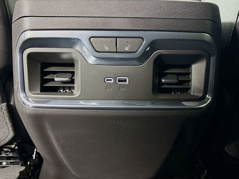 New 2026 GMC Sierra 1500 Denali w/ Denali Reserve Package image 36