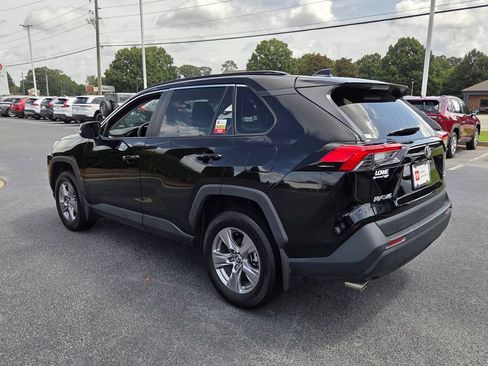Used 2024 Toyota RAV4 XLE w/ Convenience Package FWD image 9