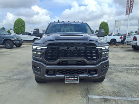 Used 2026 RAM 3500 Limited AWD/4WD image 5