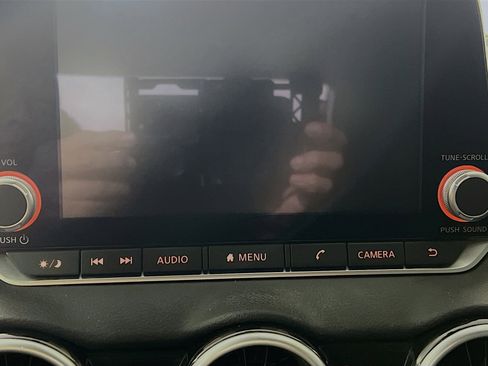 Used 2024 Nissan Sentra SV image 27