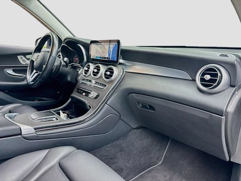 Used 2021 Mercedes-Benz GLC 300 w/ Exterior Lighting Package image 33