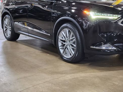 Used 2022 Acura MDX SH-AWD w/ Advance Package image 16
