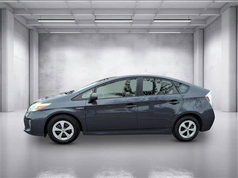 Used 2013 Toyota Prius Four image 6