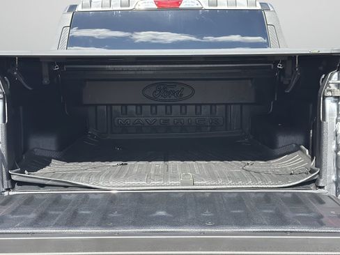 Certified 2025 Ford Maverick XLT FWD image 8