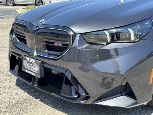 Used 2026 BMW M5 Touring AWD/4WD image 14