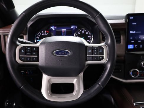 Certified 2024 Ford Expedition Limited image 22