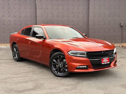 Used 2023 Dodge Charger SXT w/ Blacktop Package AWD/4WD image 3