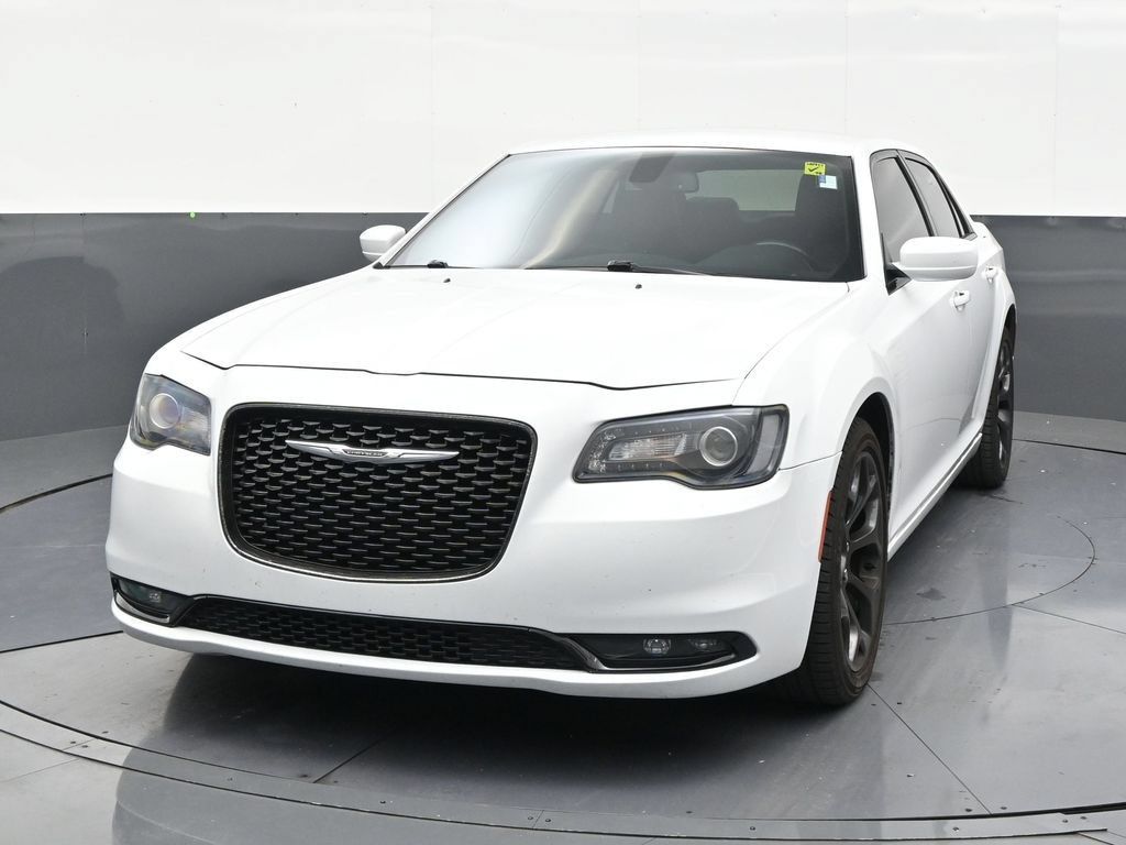 Used 2020 Chrysler 300 S RWD image 8