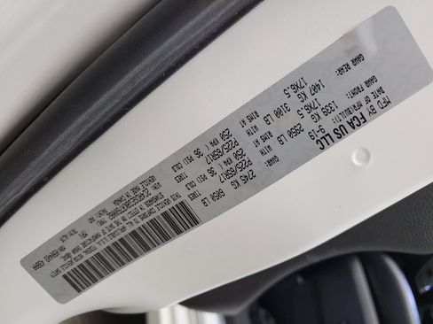 Used 2019 Dodge Grand Caravan GT FWD image 33