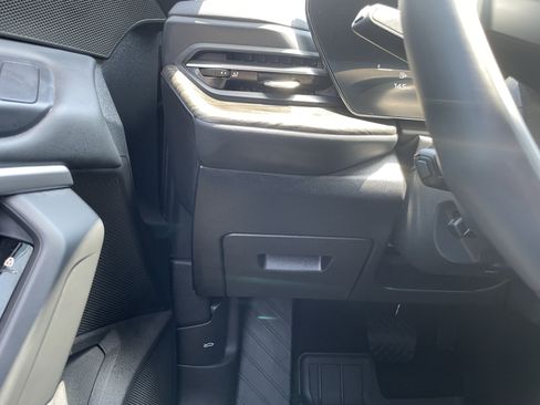 Used 2025 Audi Q5 Premium AWD/4WD image 29